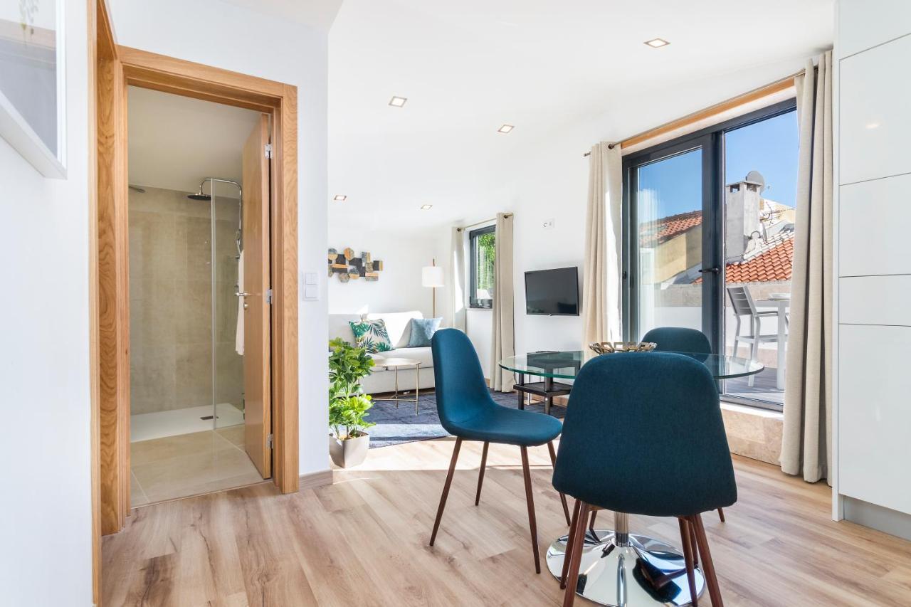 Perfect 1 Bed In Chiado With Terrace And Aircon Leilighet Lisboa Eksteriør bilde