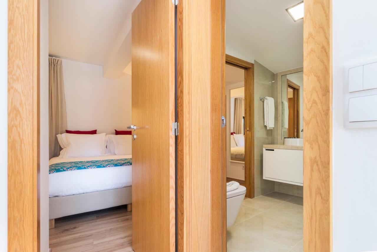 Perfect 1 Bed In Chiado With Terrace And Aircon Leilighet Lisboa Eksteriør bilde